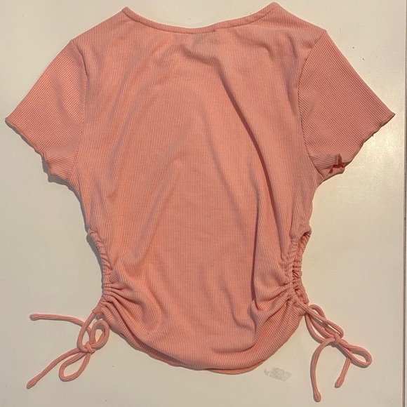Princess Polly pink short sleeve knit cinch top medium size US 8 - Picture 2 of 4